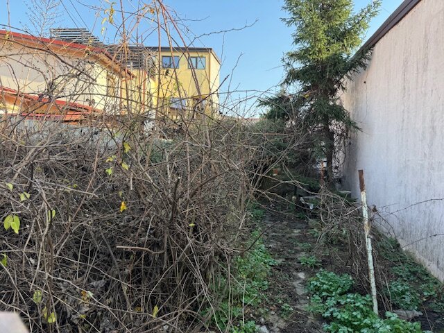 Chitila, sector 1, str. Neamului,